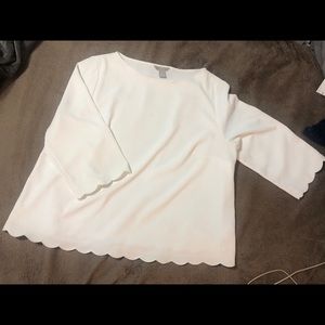H&M White blouse with scalloped edging